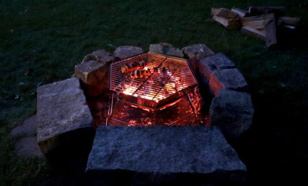 Grill- und Feuerschale "Hexagon" - 40 x 45 cm